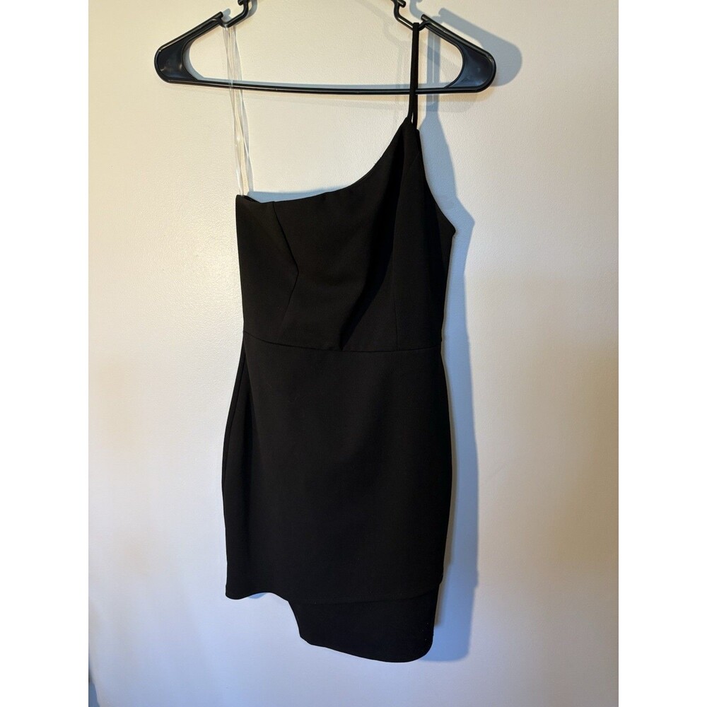 Blue Blush — M — Women’s Black One-Shoulder Mini dress